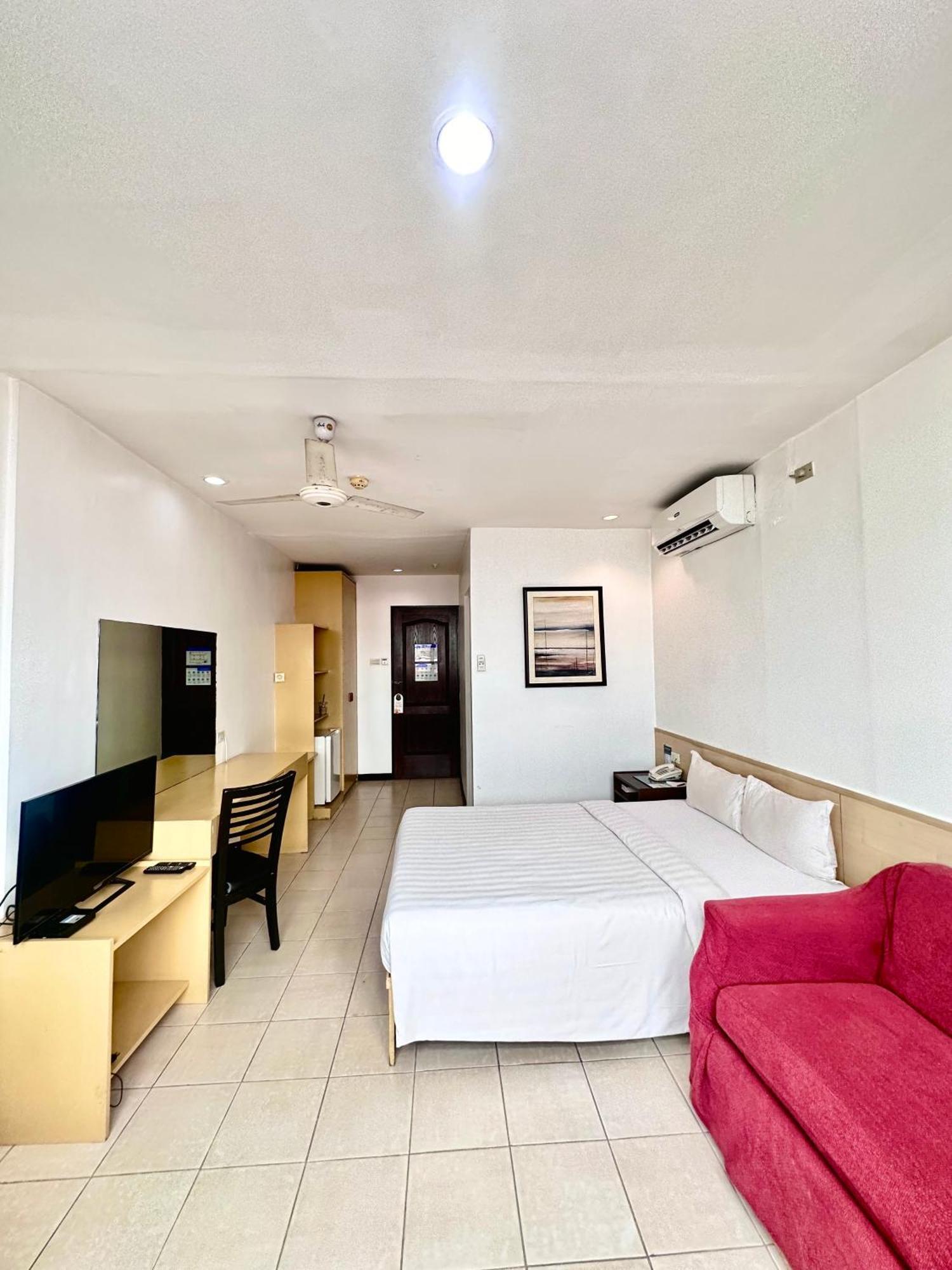 Hotel Pier Cuatro Cebu Eksteriør billede